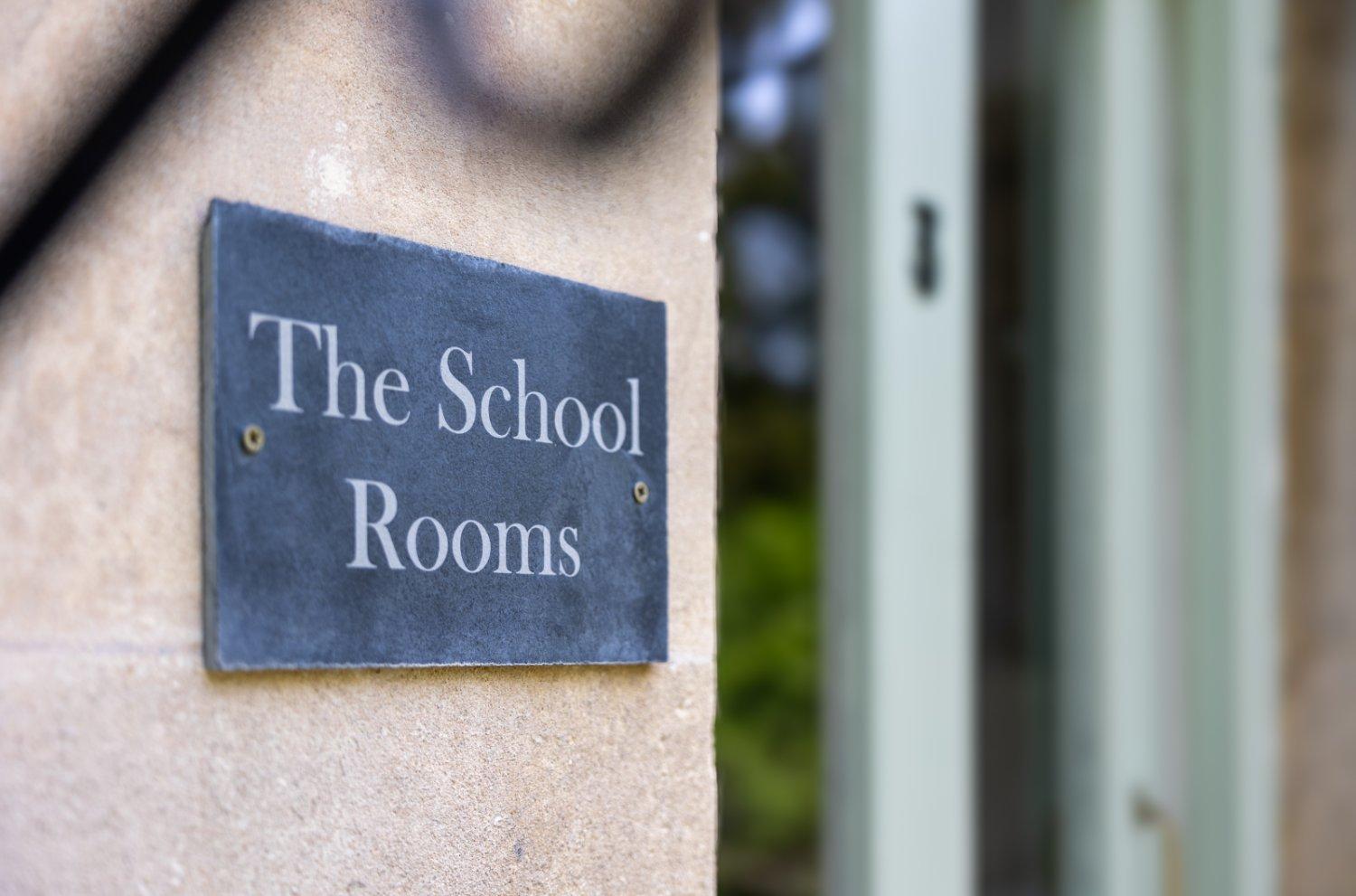 The School Rooms Estate Beautiful, Georgian Apartments With Private Heated Pool And Hot Tub Wifi And Parking Near Bath Box (Wiltshire) Exterior foto
