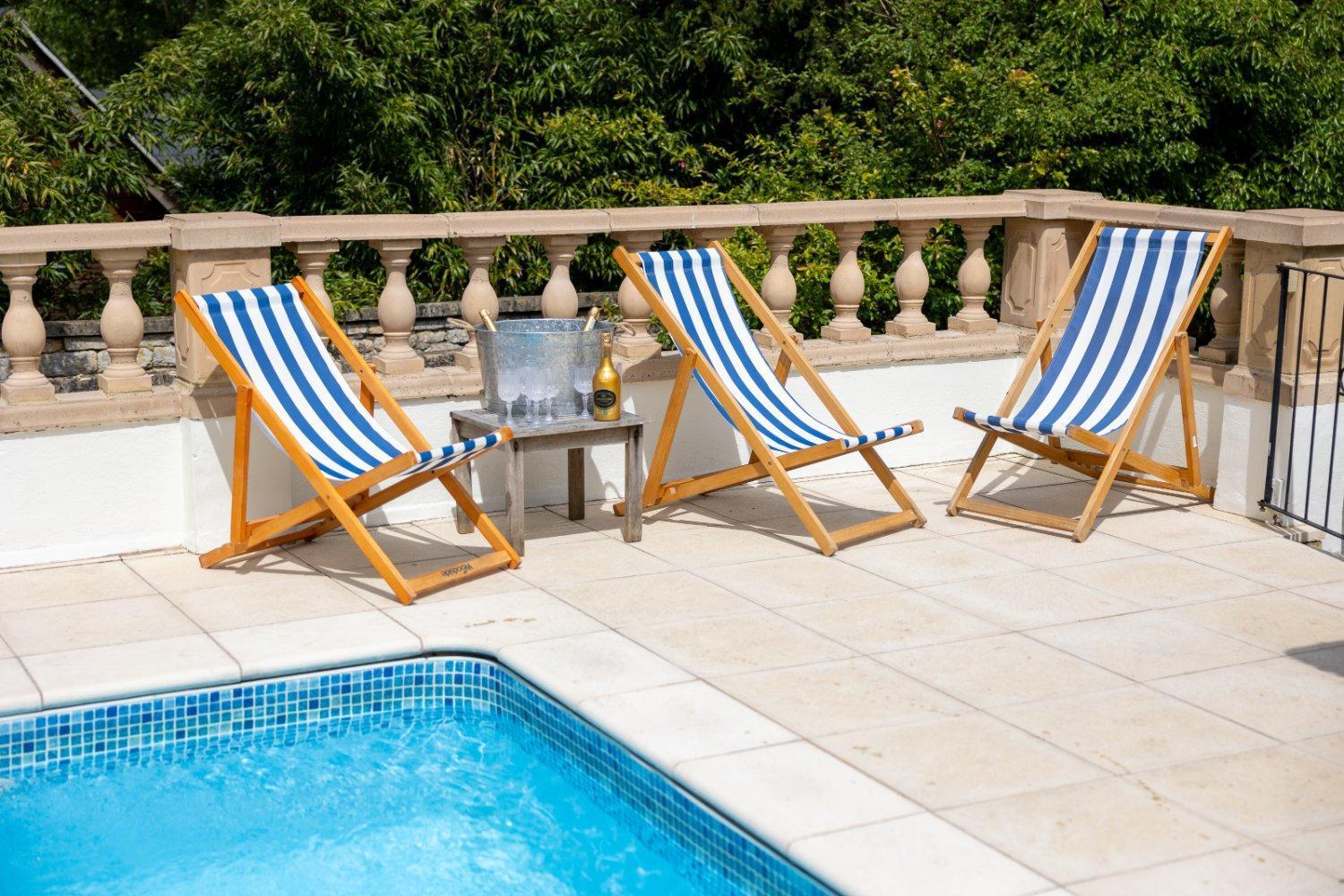 The School Rooms Estate Beautiful, Georgian Apartments With Private Heated Pool And Hot Tub Wifi And Parking Near Bath Box (Wiltshire) Exterior foto
