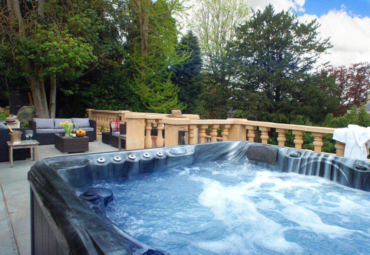 The School Rooms Estate Beautiful, Georgian Apartments With Private Heated Pool And Hot Tub Wifi And Parking Near Bath Box (Wiltshire) Exterior foto